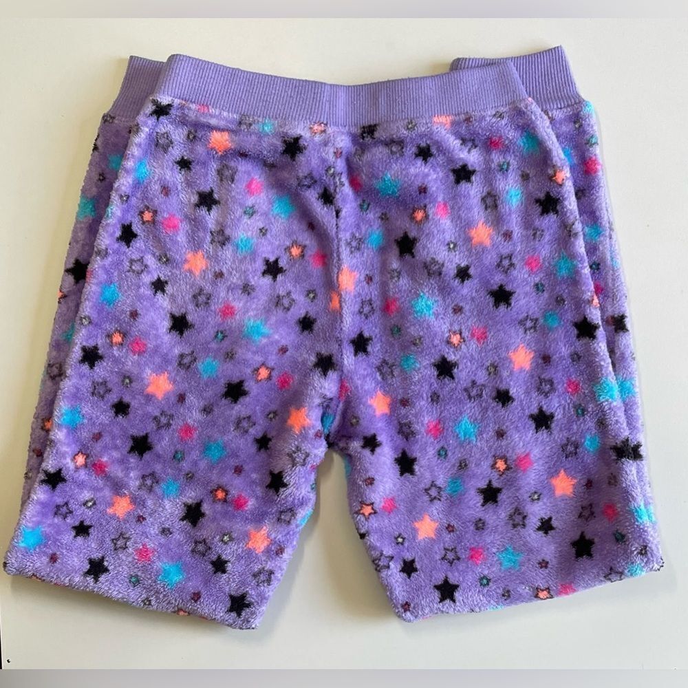 Member’s Mark Girl’s soft pajama bottoms. - Picture 2 of 4